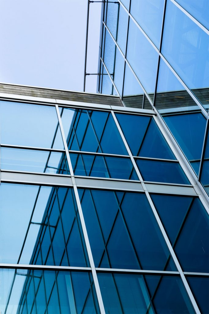 architectuur fotografie detail lijnen zwart blauw koksijde