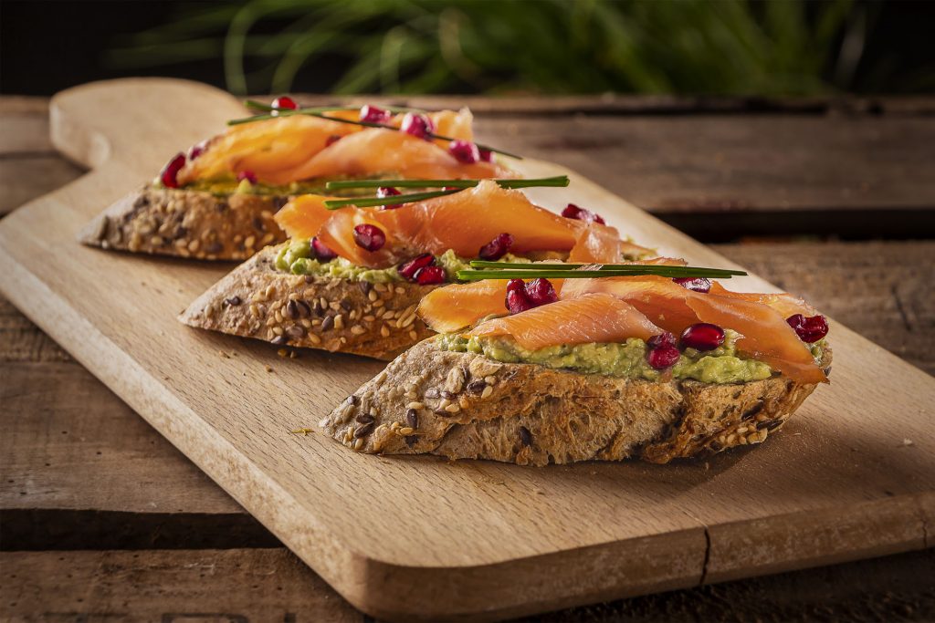 Product fotografie zalm toast avocado gerecht